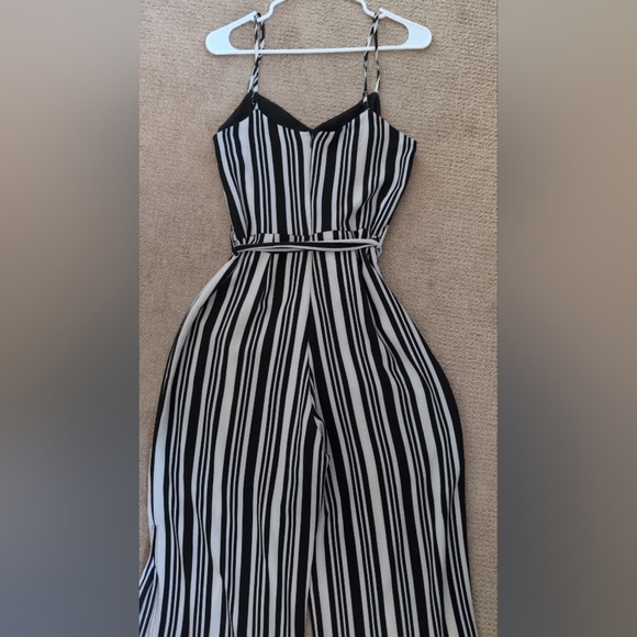 Monteau Black & Cream Pinstriped Spaghetti Strap Belted Split Wide Leg Jumpsuit - Picture 5 of 11